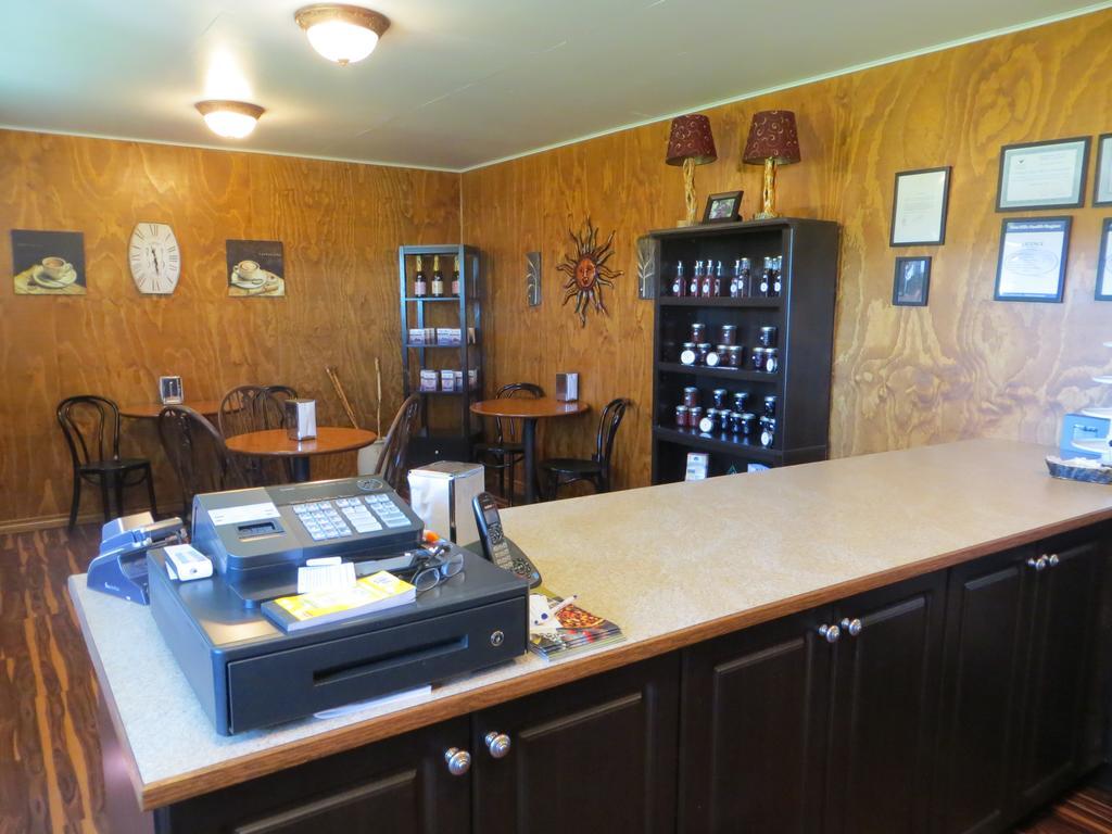 Orchard View Bed And Breakfast Moose Jaw Εξωτερικό φωτογραφία