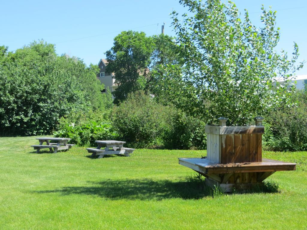 Orchard View Bed And Breakfast Moose Jaw Εξωτερικό φωτογραφία